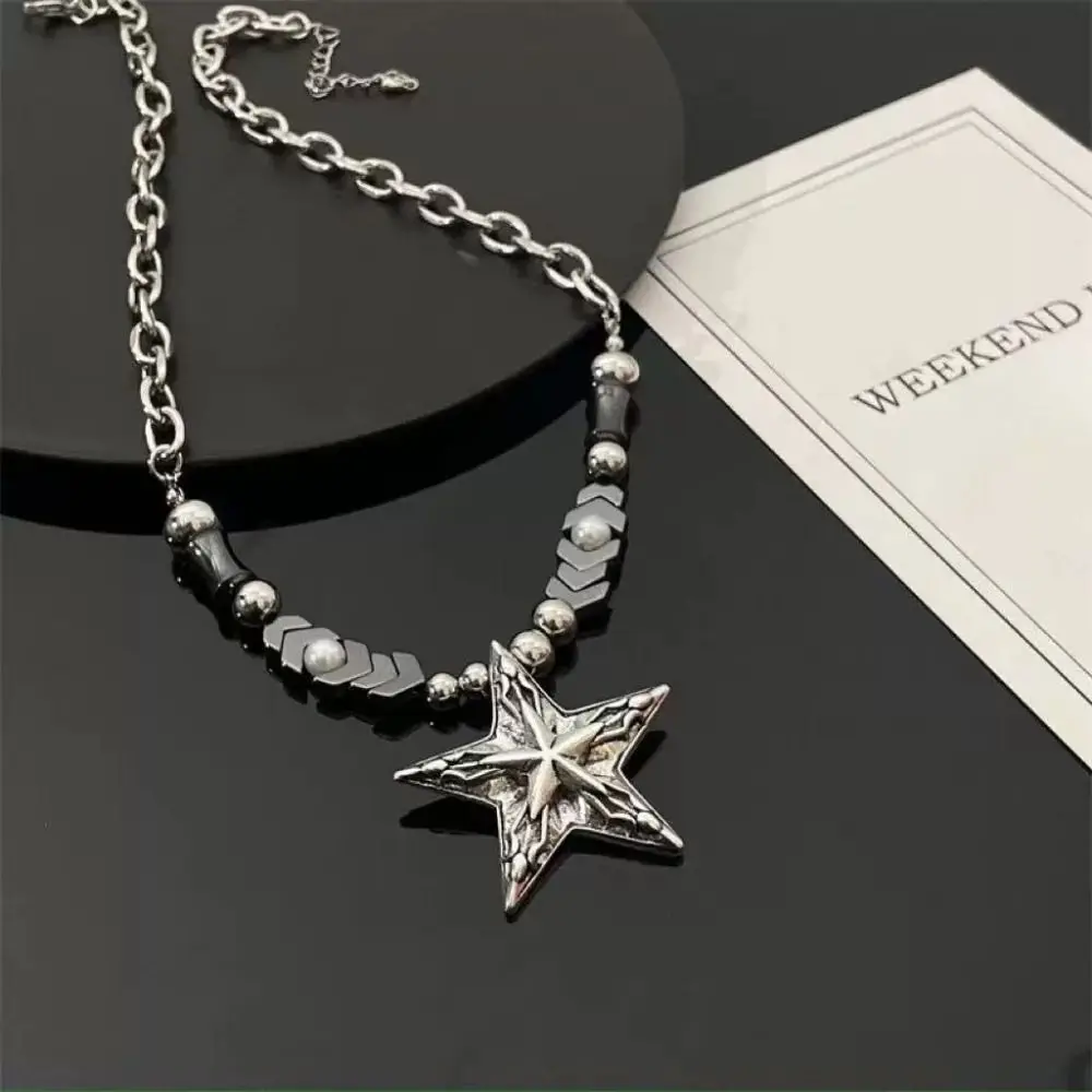 قابل للتعديل القوطي Y2k الشرير قلادة الهندسة خمر دلاية شكل نجمة قلادة الرقبة مجوهرات مطرز قلادة معدنية بسيطة الرجال النساء
