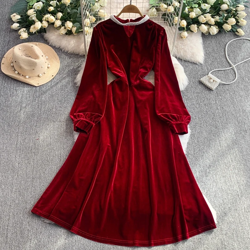 

Luxurious Style Beaded Round Neck Dress Ladies' Autumn and Winter Velvet Waist Cinched Elegant Long Dress