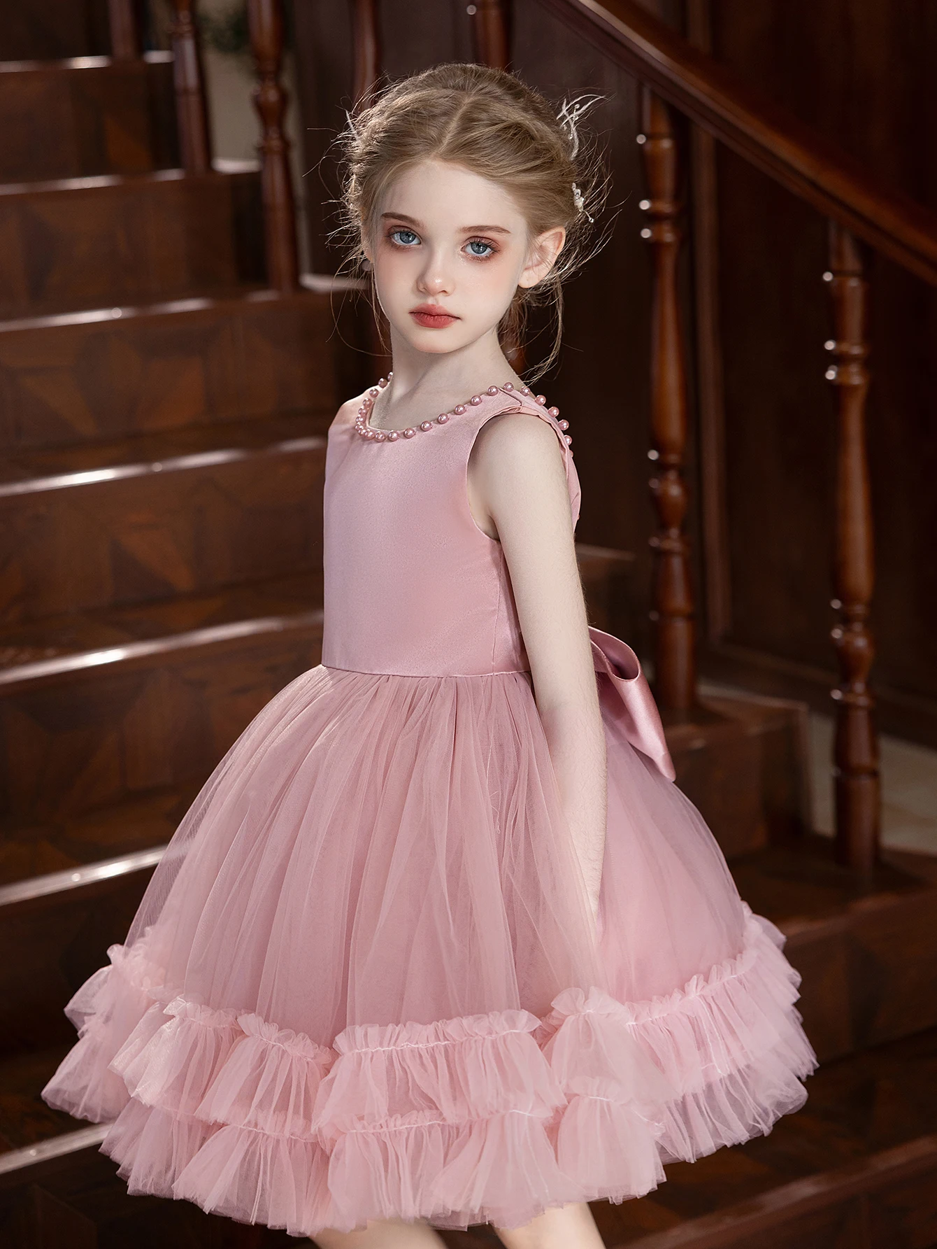 Pink Cake-themed Dress for Girls Featuring a Short Skirt with Large Bow Pompon Gauze for Birthday Party