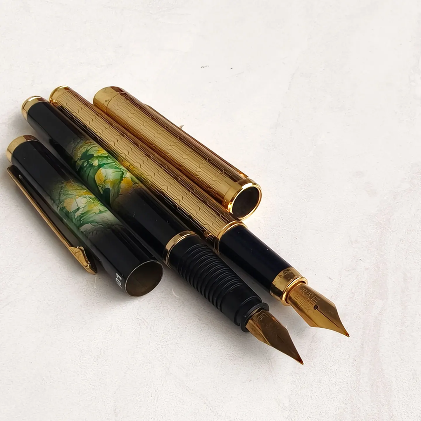 2 pens, Old inventory, Eternal life Yong Sheng Fountain Pens, Pointed Metal Rod, 0.5 MM Clearance Special Offer 401 523