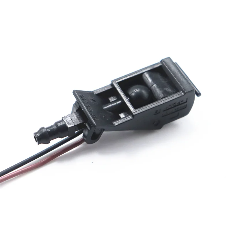 1/2Pcs Front Windshield Heated Washer Wiper Nozzle Sprinkler For VW Passat B5 Golf MK4 Bora Polo GOL Touareg Jetta 4 6E0955986B