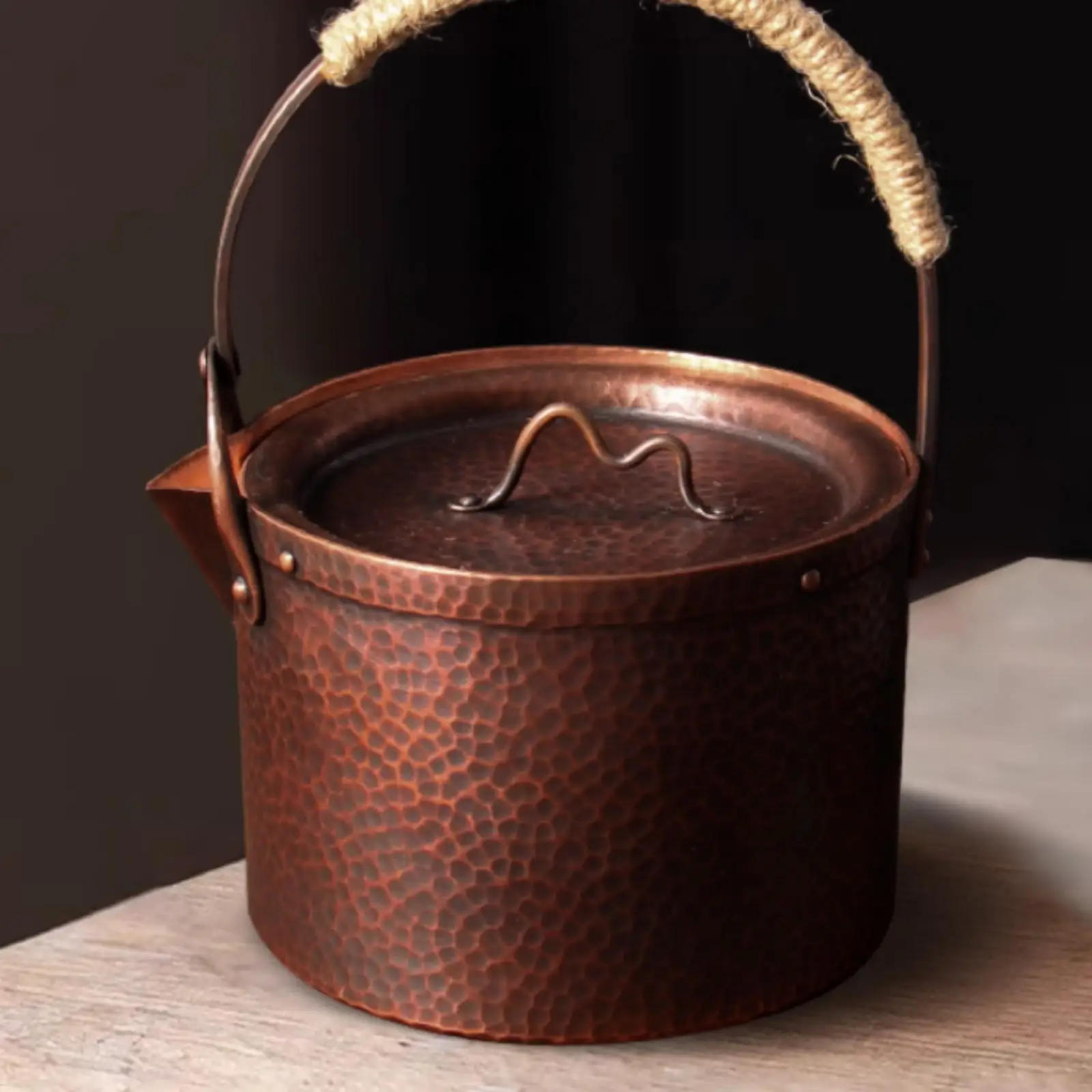 Handcrafted teapot made of hammered copper, artfully crafted teapot