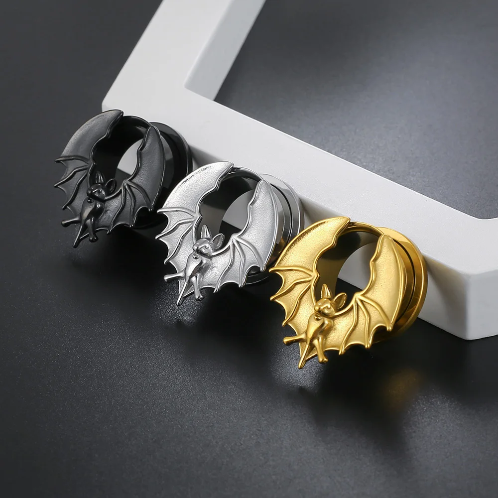 Giga 2Pcs Gothic Bat Ear Tunnels Plugs Gauges Stretcher Earlobe Expanders Stainless Steel Body Piercing Jewelry Earrings Gift