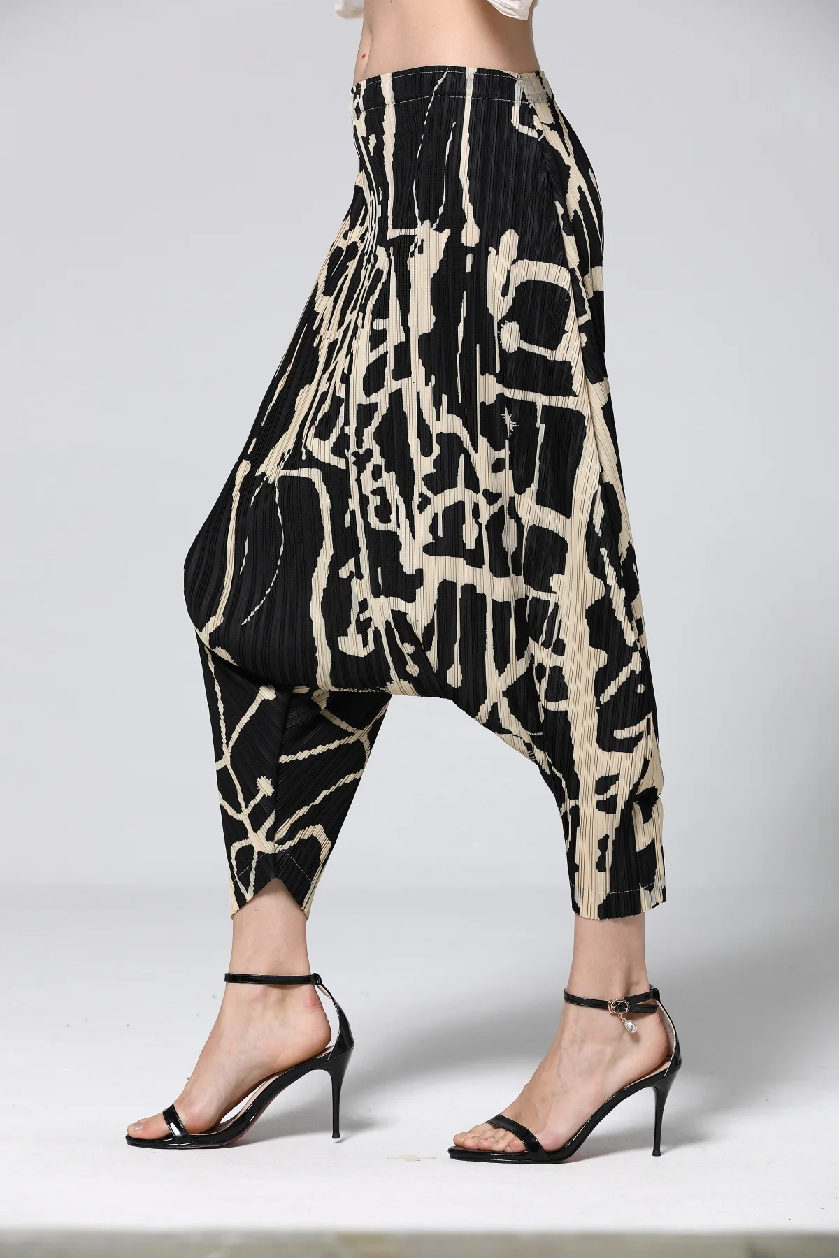 HOT SELLING Miyake fashion New stylish pleated pants striped elastic high-waisted harem pants HOT SELING