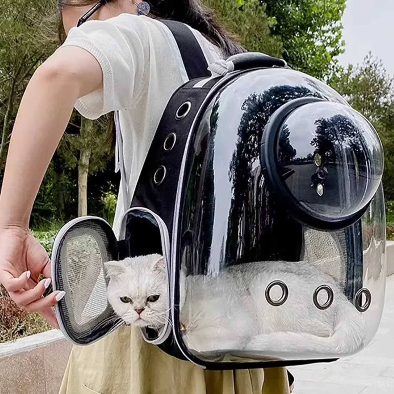 

Pet Cat Bag with Transparent Sky Window Portable Outdoor Spacecraft Large Capacity Breathable Double Shoulder Bag for Cats