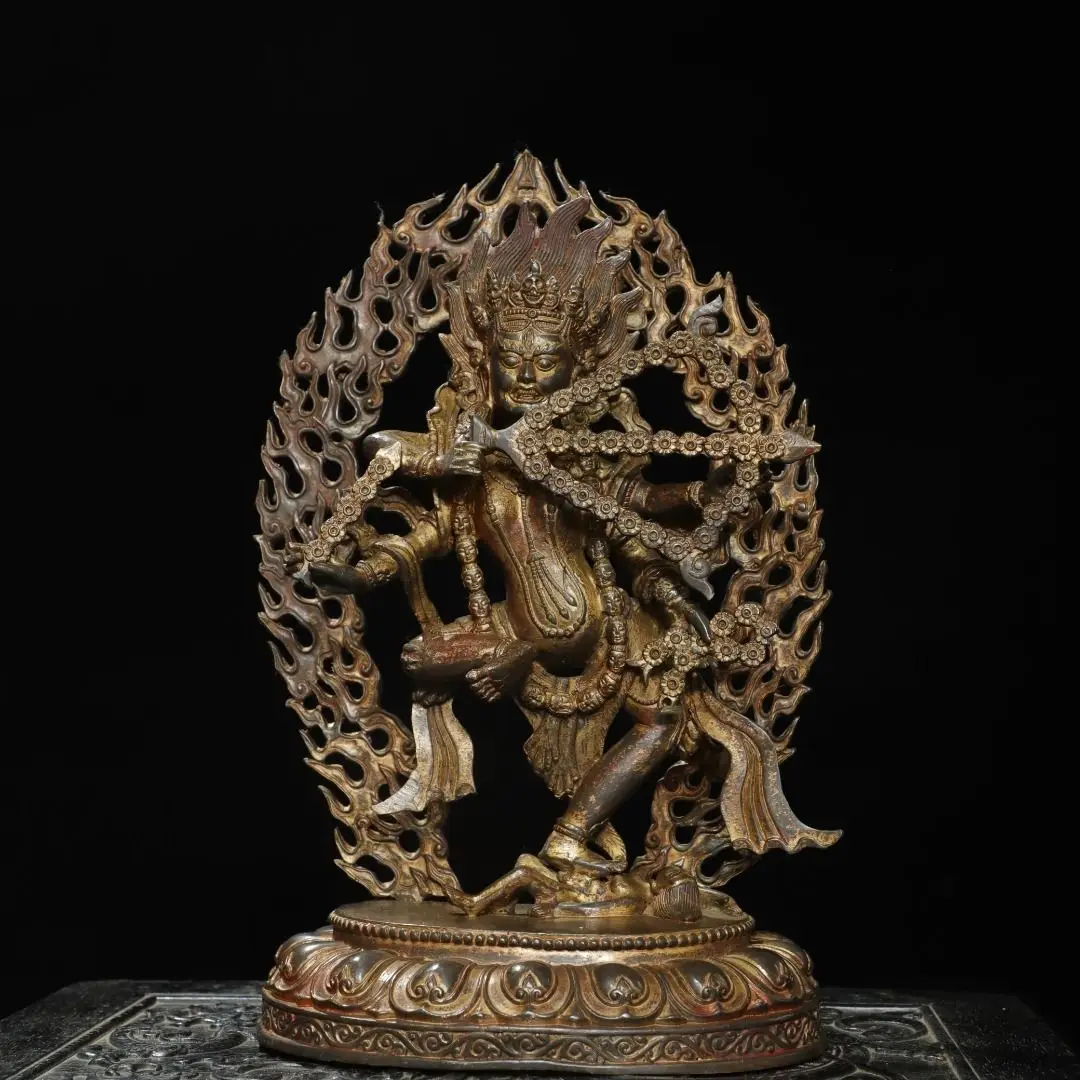 Copper mud gold [as Ming Buddha Mother] is 36 cm high, 24 cm wide, 12 cm thick and weighs 2.6 kg