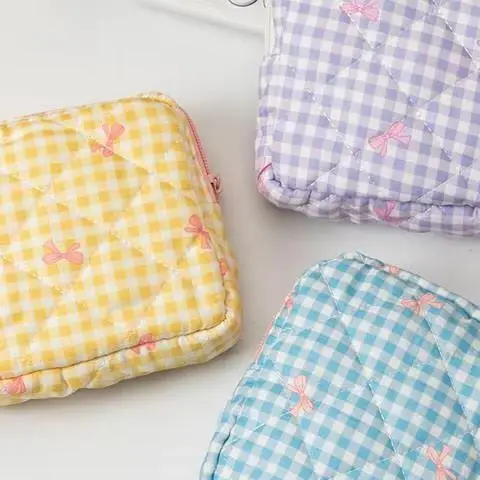 

Travel Portable Cute Sweet Love Bow Lattice Cosmetic Bag Large Capacity Girly Makeup Sanitary Napkin Storage Bag Clutch Bag Gift