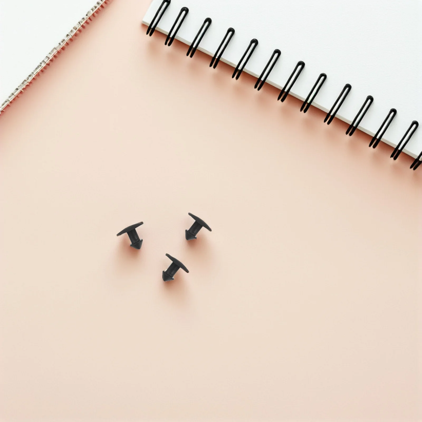 1000Pcs Safety Liner Studs Hard Hat Buckles Replacement Construction Visor Screws Rivets Clips Hard Hat Clip