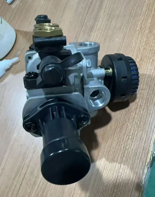 VIT-SA 로드 센싱 밸브 4757210010 트럭 부품