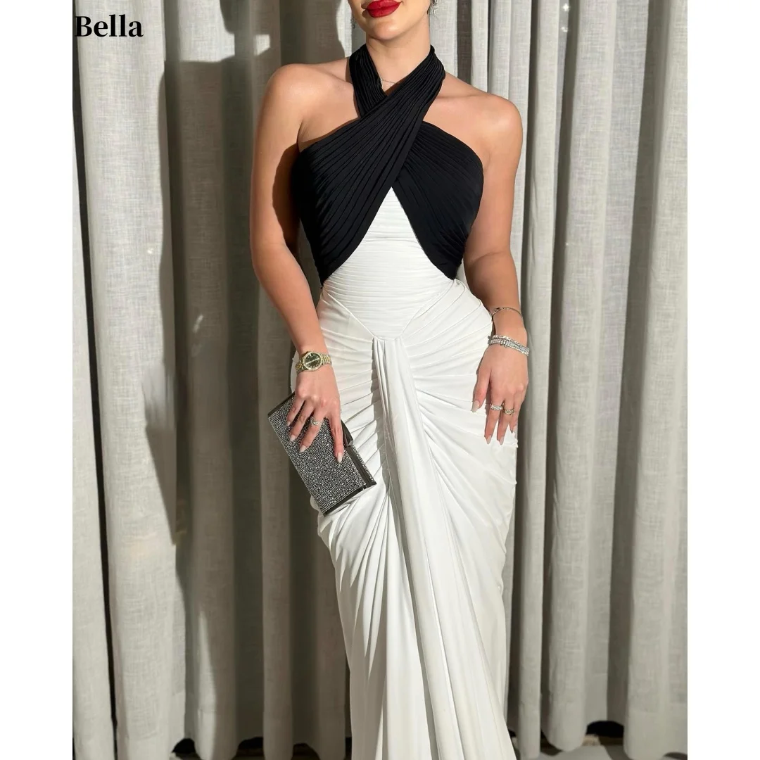 

Bella Customized Black and White Chiffon Elegant Halter Neck Prom Dresses Floor Length vestidos de noche Ruched Formal Evening 2