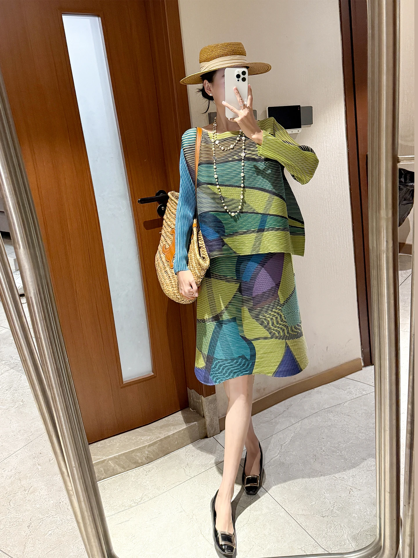 2026 Spring New Women Set Geometric Pattern Printed T-shirt High Waist Casual Loose Large Skirt Fashion Casual Female Clothing