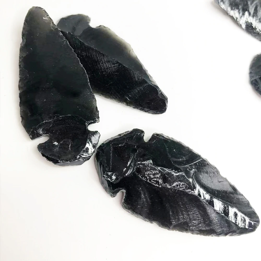 Natürlicher Obsidian-Pfeilform-Edelstein, Reiki-Heilung, schwarzer Kristall, handgefertigte Produktion, Pfeilstein, Kristallhandwerk, Glücksbringer