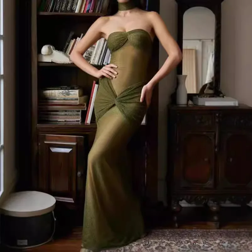 SKMY 2025 été femmes vêtements Sexy fête coupe ajustée dos nu couleur unie robe sans bretelles légèrement transparente robe en queue de poisson