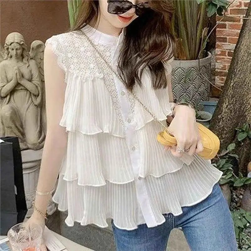 Elegant Sweet Sleeveless Chiffon Top Women's Super Beautiful Design Sensation Lace Trim Small Shirt Summer New Arrival