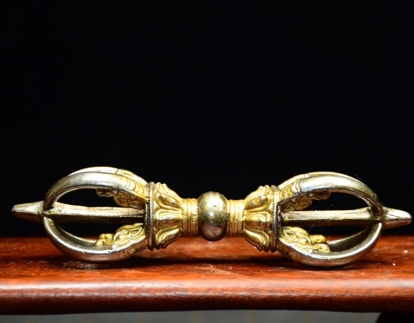 Old Iron Gilded Flower texture Animal head Five shares Dorje Vajra Phurpa Handheld components Pendant Amulet Dharam