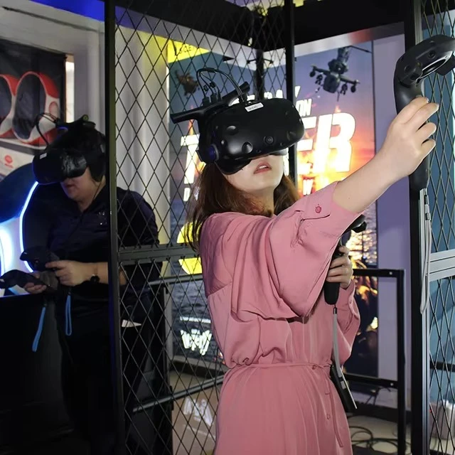 Standing Kat Walk 9D Virtual Reality Shooting Simulator, JAMMA 9D VR Simulator Equipped With Gu n Shooting Game