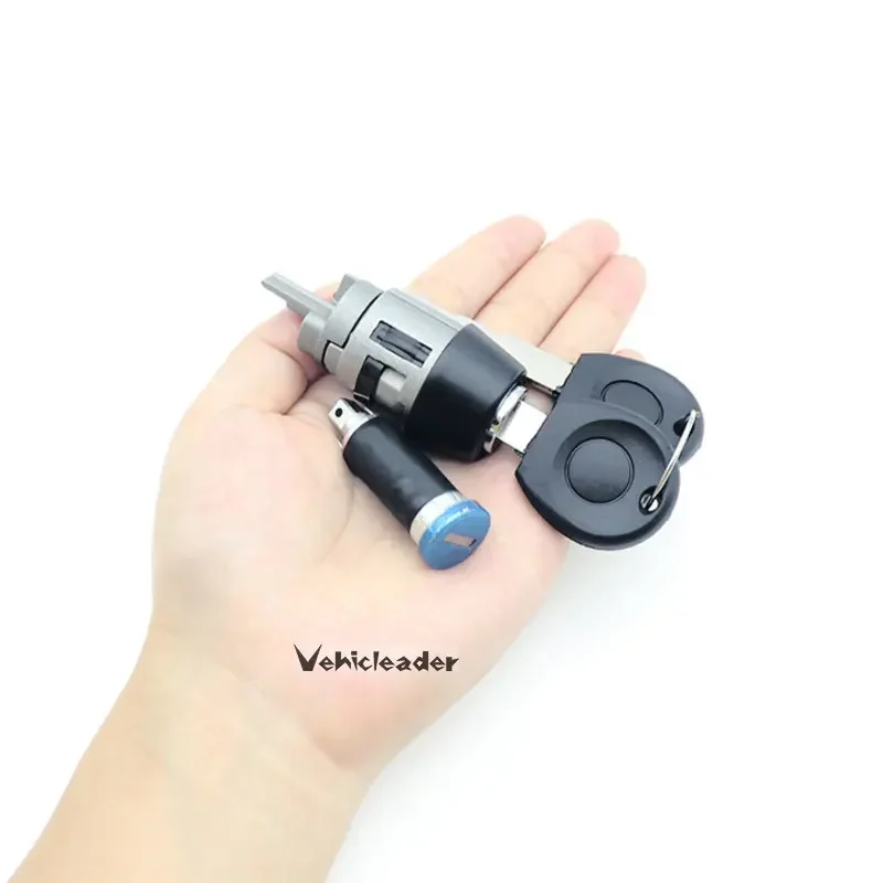 Ignition Switch and Door Lock Barrel Set with two Keys FOR VW TRANSPORTER CARAVELLE T4 1990-2003 OEM:701837205 /357905855B