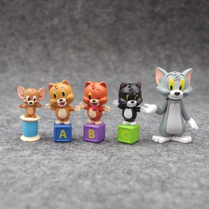 Tom and Jerry Series DIY Patch Material Little Mouse Big Cat Miniature Action Figures Car Interior Desktop Ornament Accessories