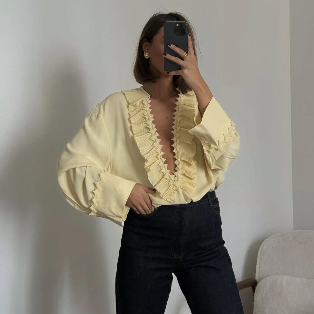 แฟชั่นผู้หญิงชีฟองขนาดใหญ่เสื้อ 2025 ฤดูใบไม้ผลิRuffleยาวพัฟเสื้อTop Trend Chic VคอLace Up Ladyจีบเสื้อ