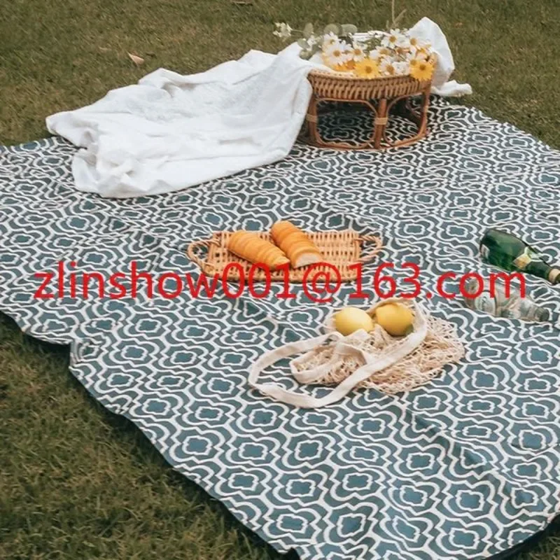 Blue Thickened Picnic Mat Grassland Moisture Proof Pad