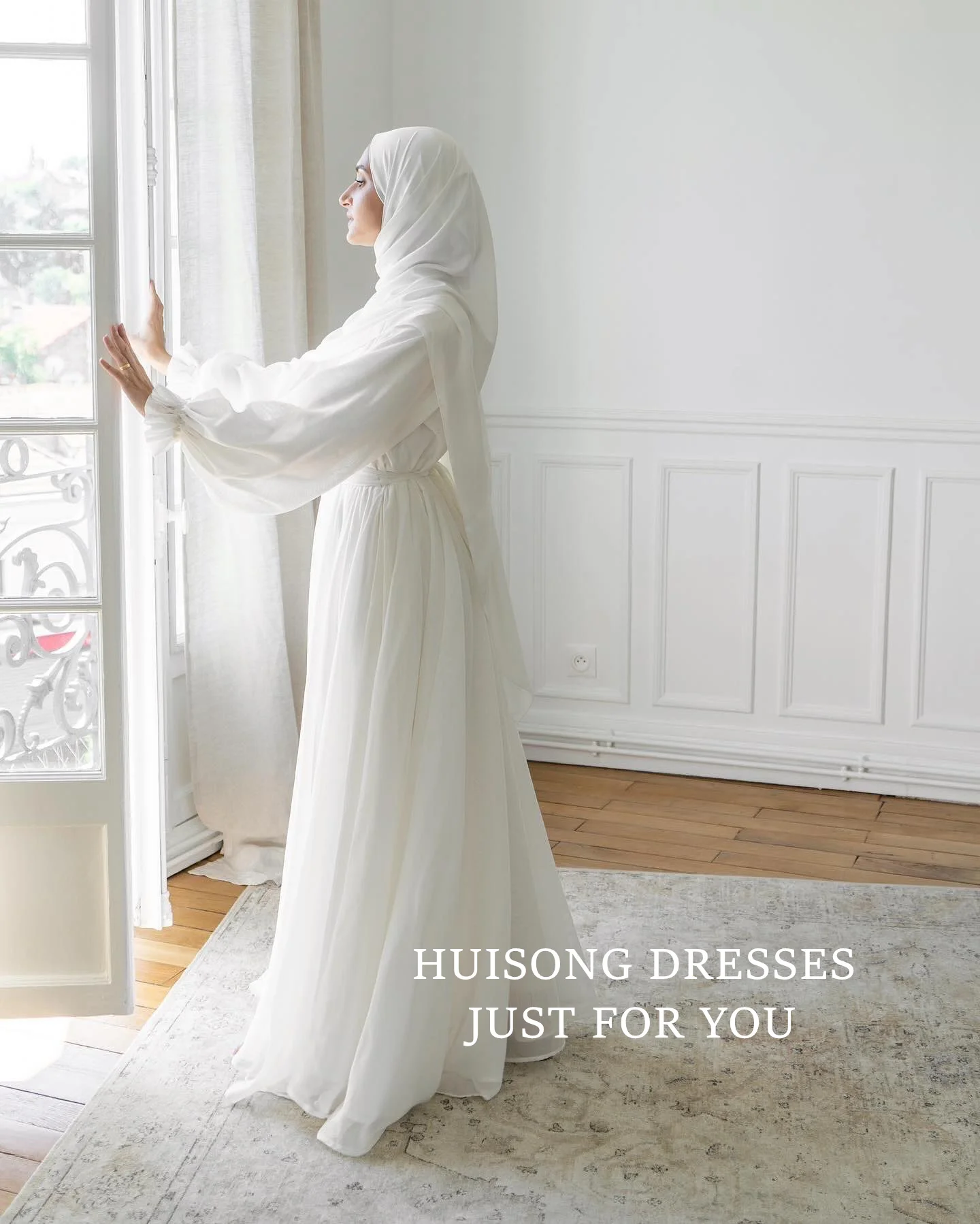 HUISONG ที่กําหนดเองมุสลิมชีฟองชุดแต่งงานแขนยาว A-Line เจียมเนื้อเจียมตัวชุดเจ้าสาวยาวชุดแต่งงาน