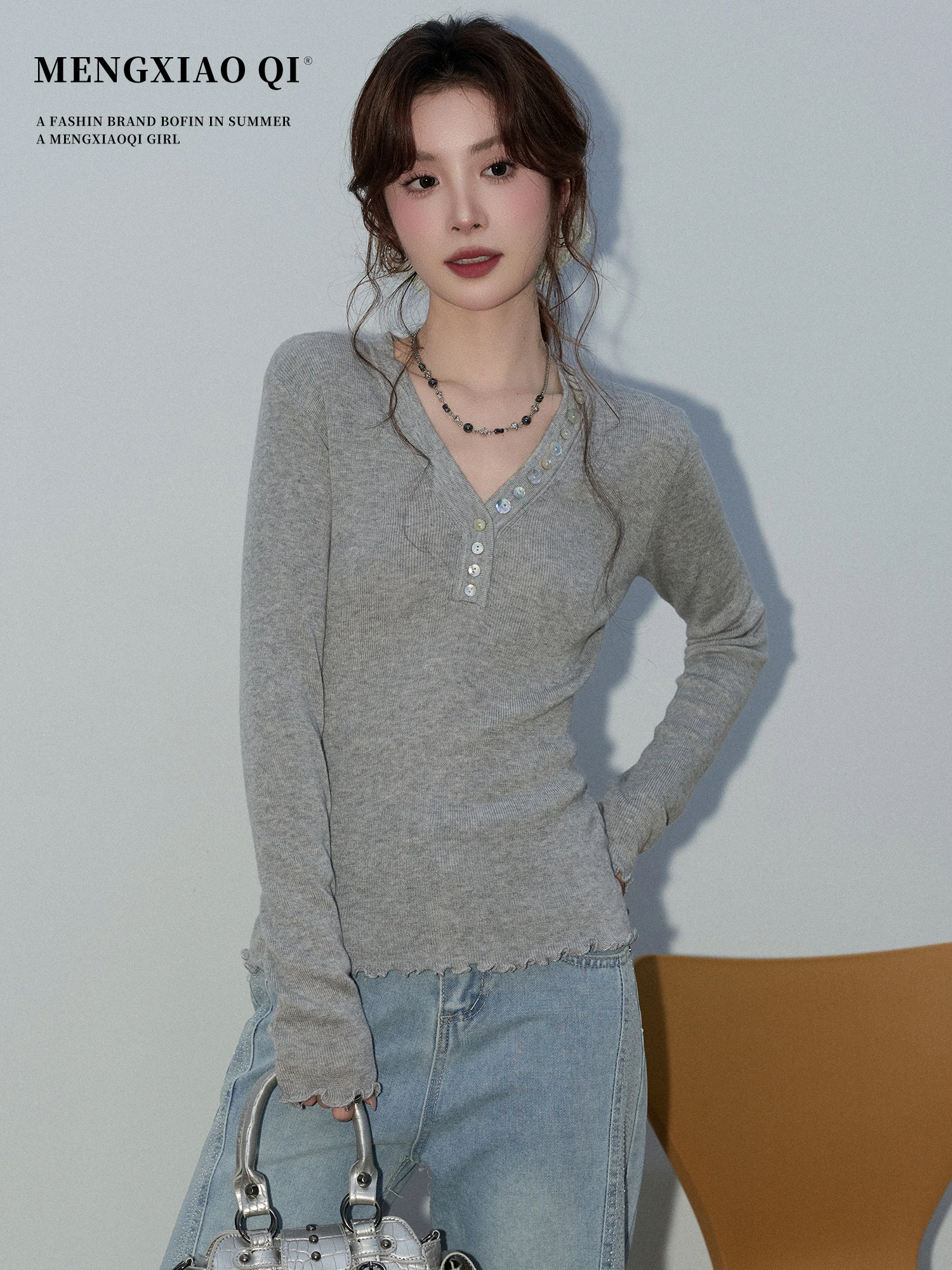 

Meng Xiaoqi Women's Slim Fit Long Sve V-Ne Base irt ey Casual Sle Spring Inner Wear Floral Top