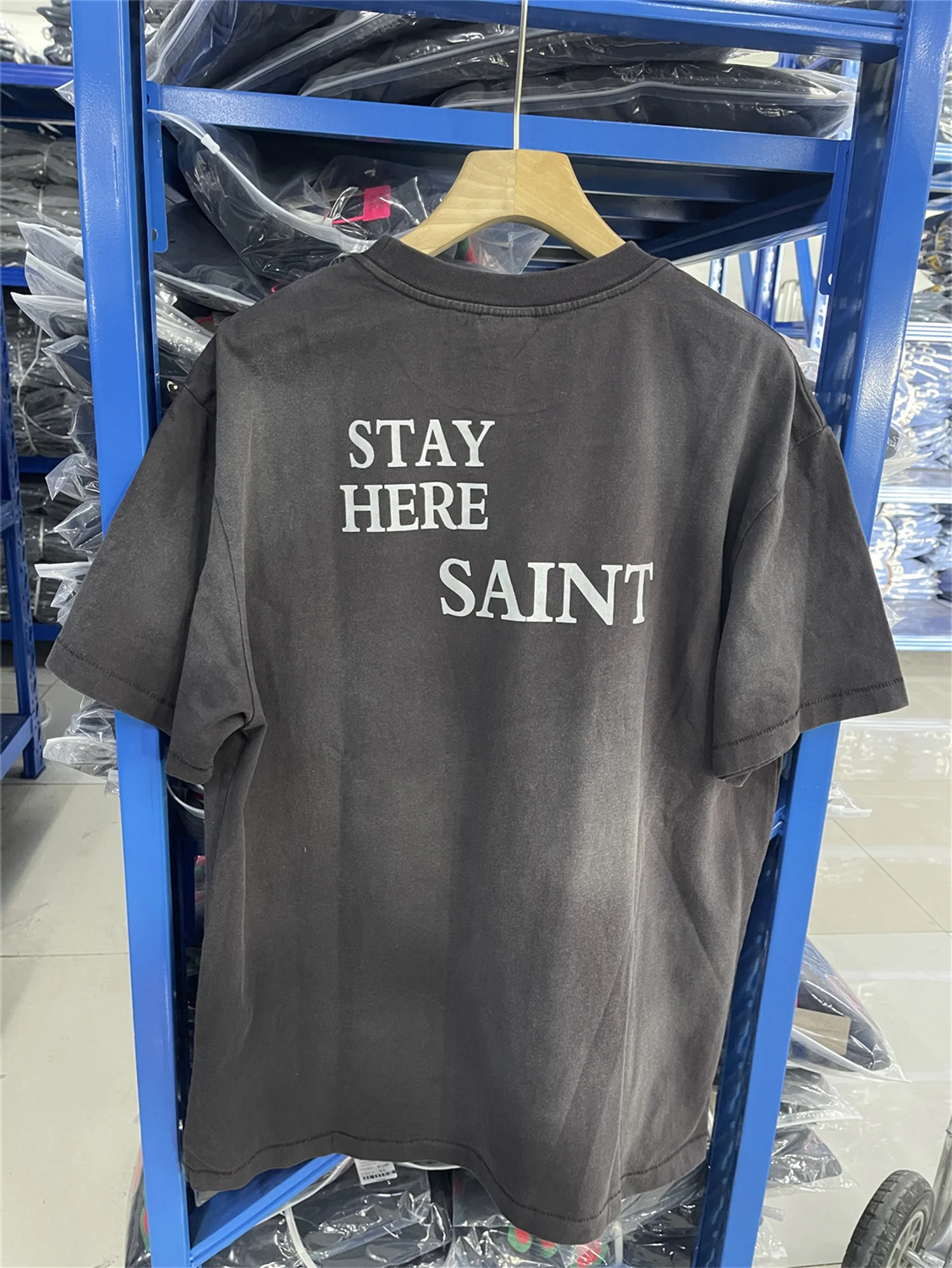 2025 New Retro Vintage SM Brand Fashion Movie Print “STAY HERE” Washed Distressed Cotton High-Street T-Shirt For Men