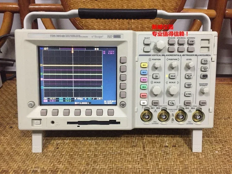 90% new TDS3054B 500MHZ digital storage oscilloscope TDS3014B 100MHZ 4-channel