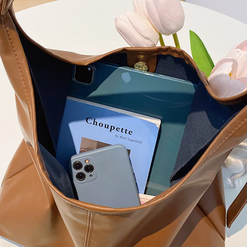 Minimalistische Kunstleder Hobo-Tasche Große Kapazität Damen Unterarm-Schultertasche Handtasche für Tägliche Arbeit Einkaufen Freizeit Damenhandtasche – Detail 3