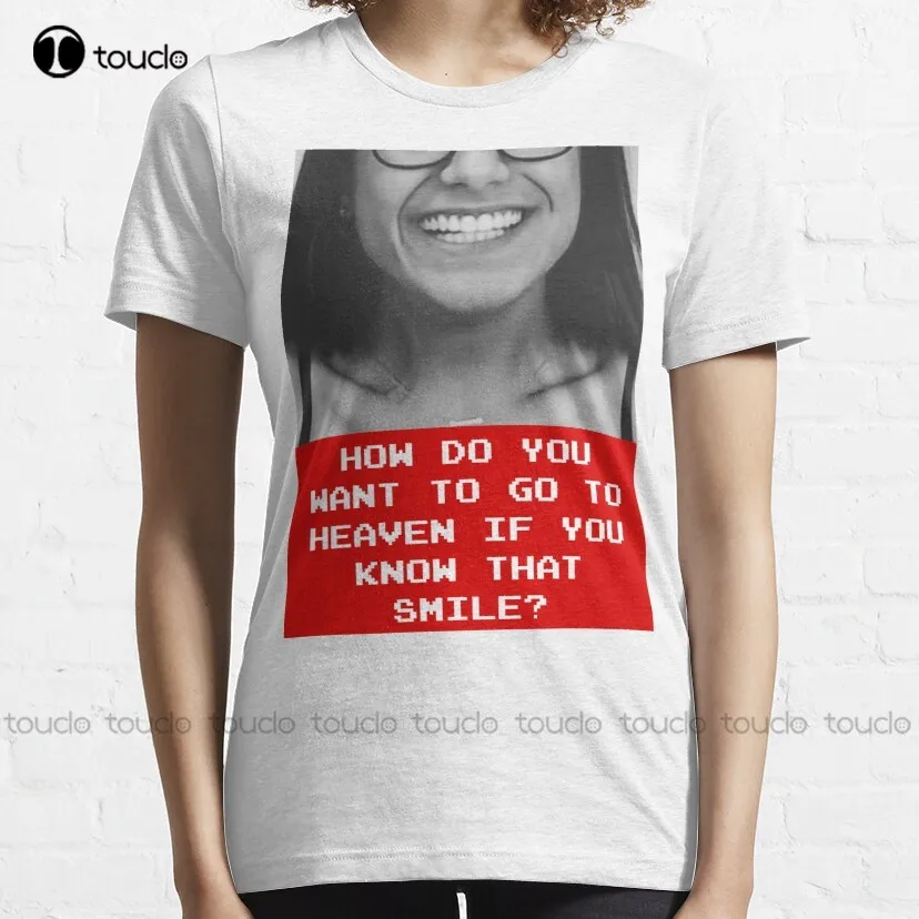 Queen  Khalifa/ How Do You Want To Go To Heaven If You Know That Smile? Mia Khalifa Classic T-Shirt Shirt Women Christmas Gift