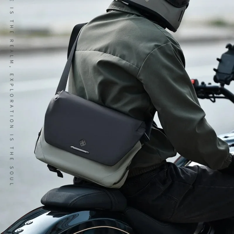 

Men's Tactical Crossbody Bag Waterproof Sling Bag Motorcycle Riding Hydration Pack for Cycling Work Commute Outdoor Bag