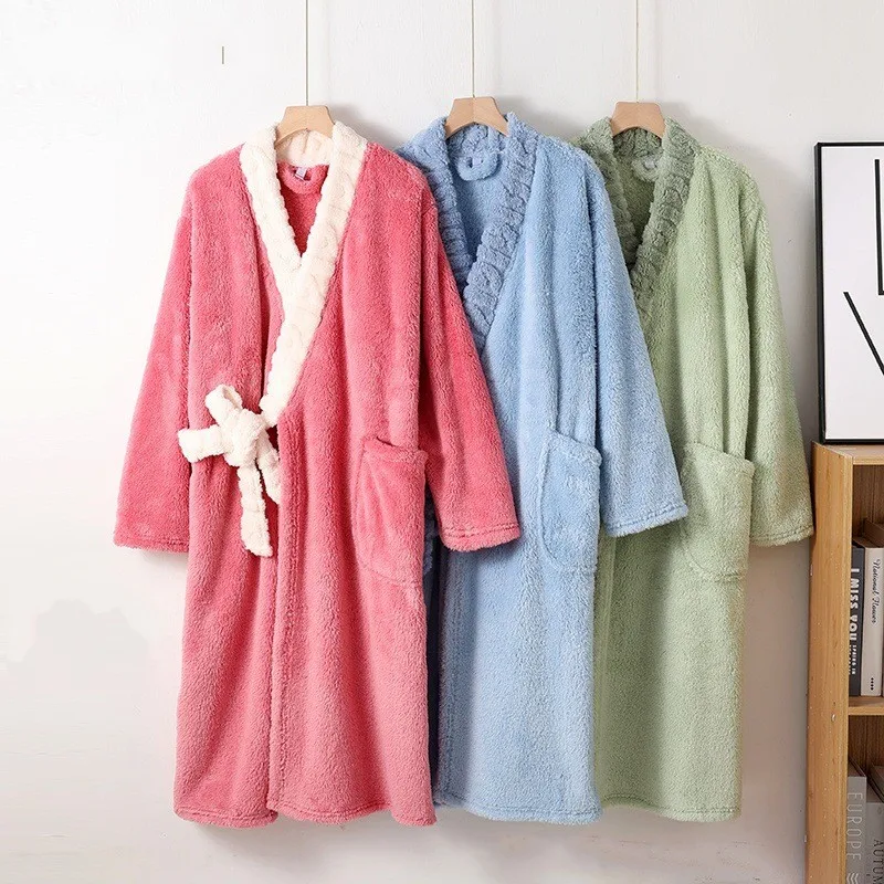 

Autumn Winter Women Warm Fleece Robe Ladies Soft Bathrobe Female Long Sleeve Dress Gown Patchwork Robes Simple Home Clothes