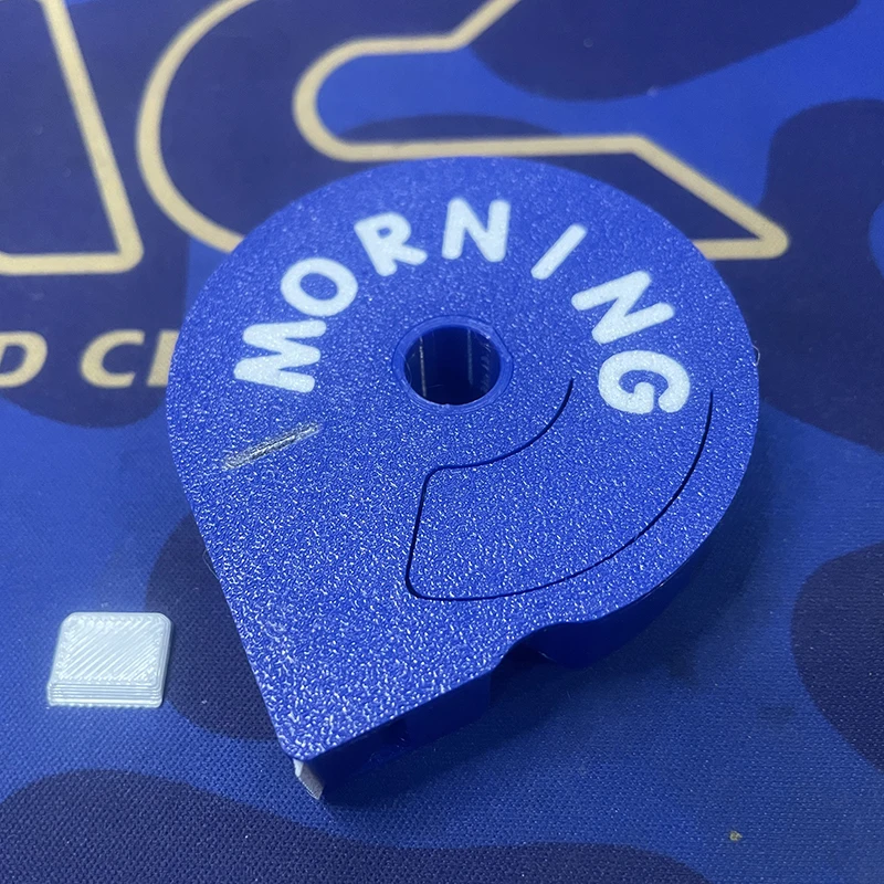 1PCS Mini 4WD Custom Design Tape Dispenser for Mini 4WD Cars Safe Plastic Shell No Metal Random Color Portable