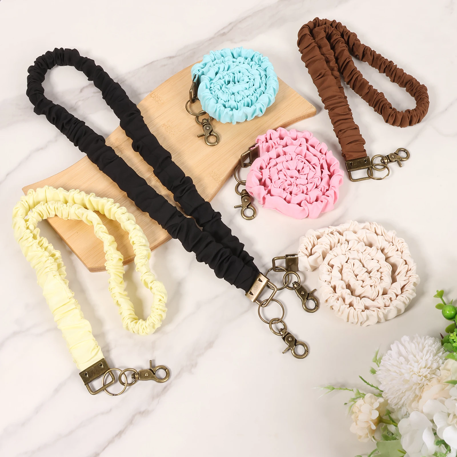

6Pcs Stretchy Scrunchie Lanyard for ID Badges and Keys Cute Retractable Neck Lanyard with Clip for Teacher Women Nurses School