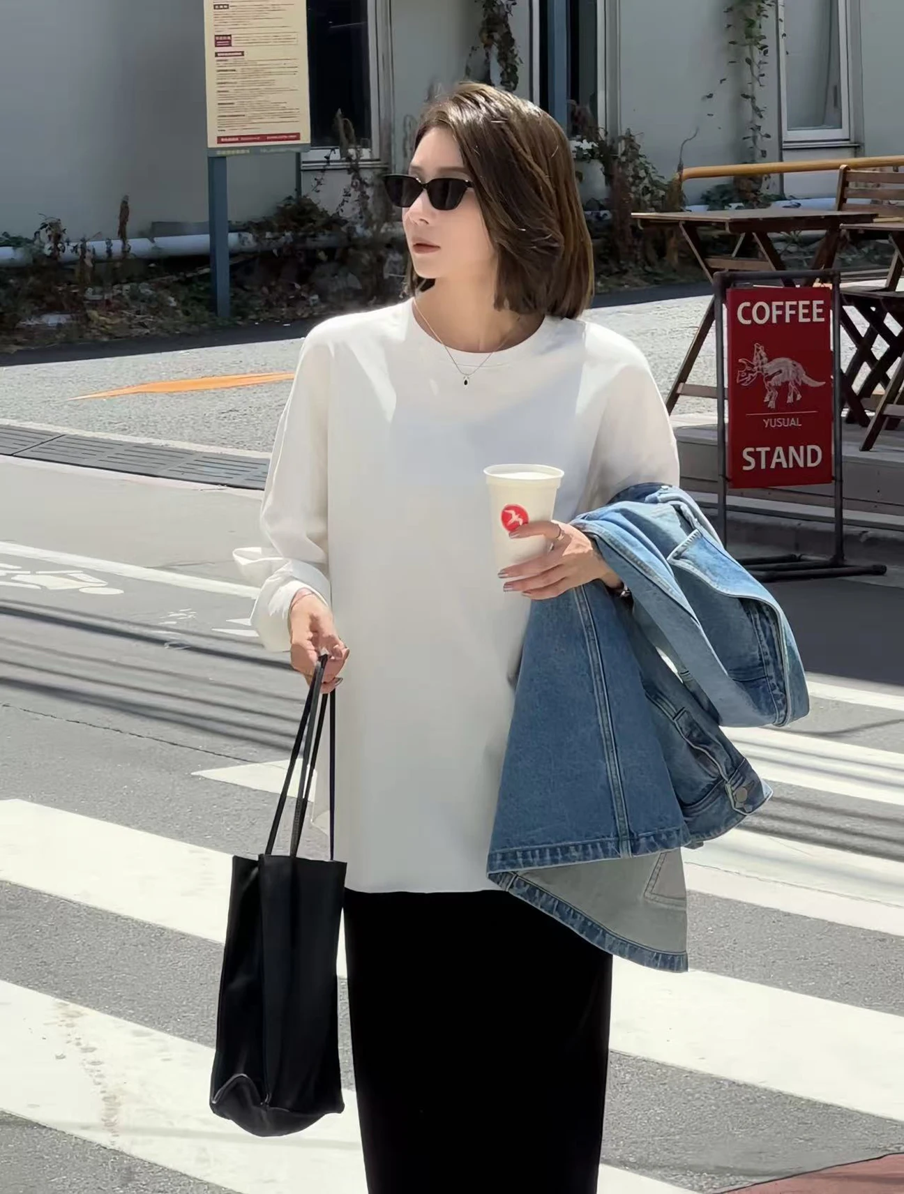 

Zhou Simple Loose Pure Color Arc Hemline Versatile Top Cotton Long Sve round Ne Comfortable Soft Lady's T-irt