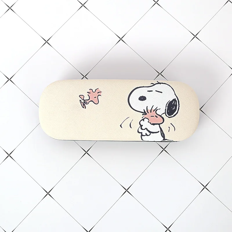 Snoopys Glasses Case Cartoon Dog Eyewear Protective Cover Hard Shell Anime Figures Sunglasses Box Cute Birthday Gift