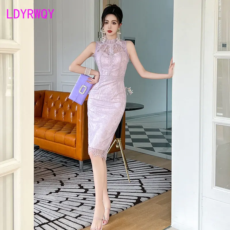 

2023 Summer New Ladies' Temperament Lace Hook Flower Slim Fit One Step Purple Dress