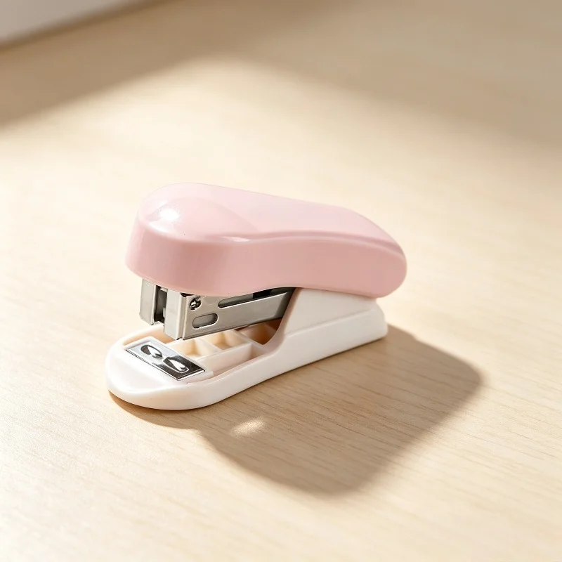 Cat Paw Mini Stapler Set, Cute Desktop Stapler with 400‑Pcs Staples, Built‑in Staple Remover for Student & Office Daily Use