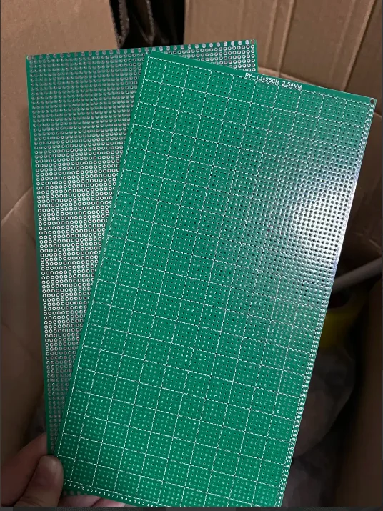 Clearance sale PCB green oil board single-sided universal board 10*22 2.0mm 13*25 2.54mm 12*18 10*15 9*15 8*12 3*7 2*8