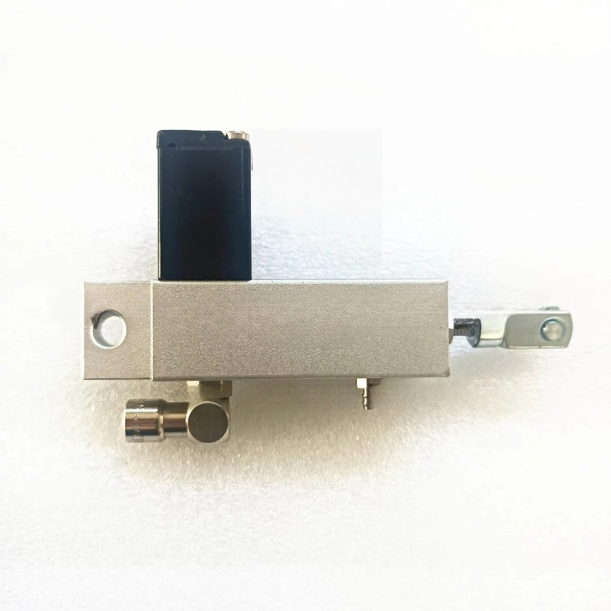 Valve L2.335.051 Air Valve for Offset Printing Parts L2.335.051/05 Spare Parts