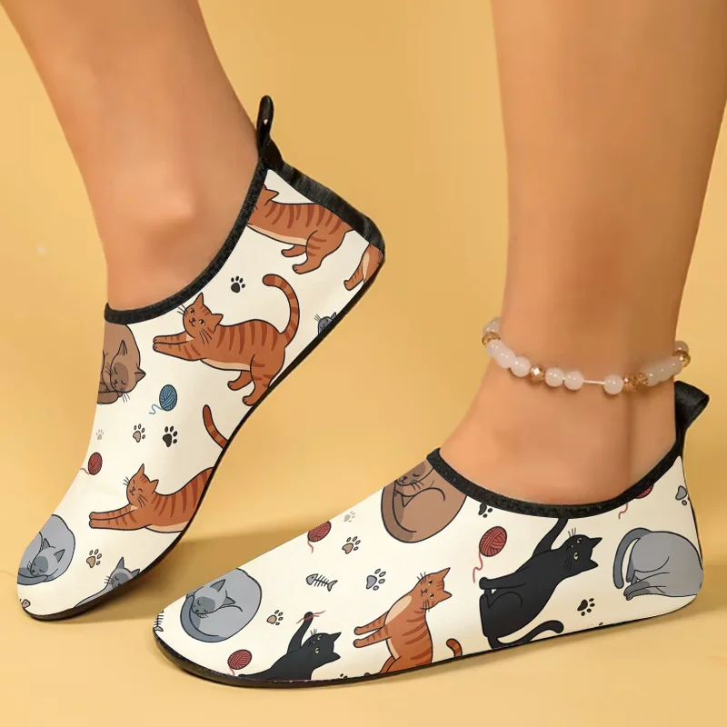 1 Pair Women Cute Cat Print Beach Shoes, Soft Non-slip Breathable Slippers, Cloud Comfort Footwear for Cat Lovers Home Vacation