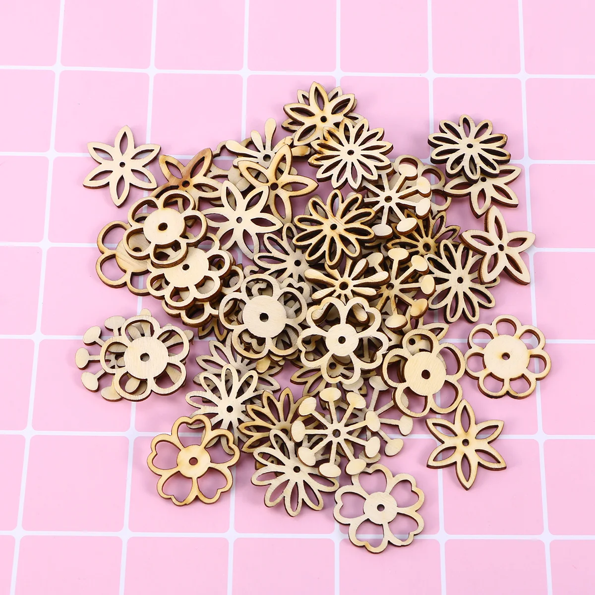 50 قطعة شريحة خشبية الديكور Diy بها بنفسك قلادة الخشب المجوف لشجرة عيد الميلاد عيد الميلاد ديكور معلق عطلة المنزل زخرفة الحرفية الخياطة