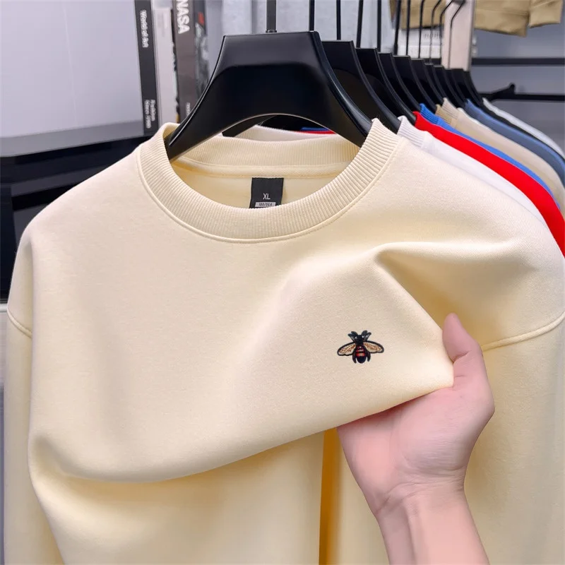 Round neck sports pullover men fashion high-end luxury brand exquisite bee embroidery design loose casual long sleeved T-shirt