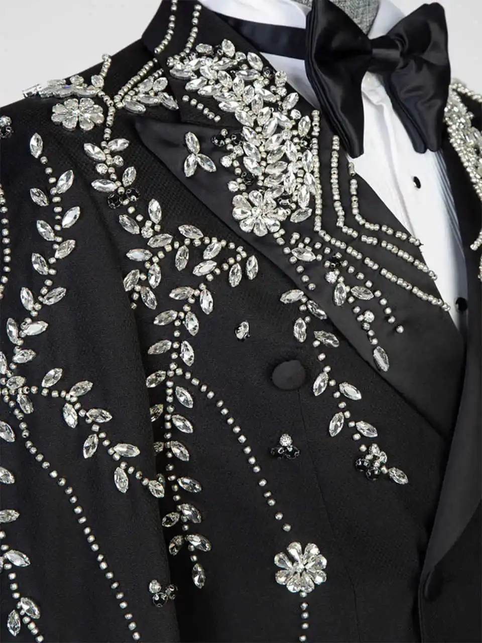 الفاخرة الرجال الدعاوى 2 قطعة مجموعة مزدوجة الصدر الماس بلورات الزفاف العريس سهرة الأعمال الخاصة مأدبة حفلة موسيقية مخصصة