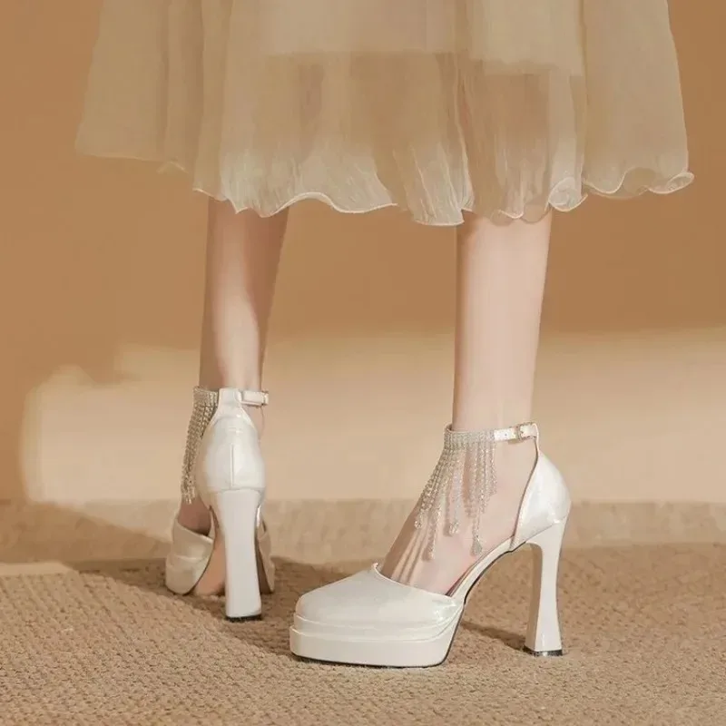 French Style Summer High Heels Open Toe Women's Outdoor Wear Pointed Toe Diamond Embellished Sandals Ultra-Fibrous Material