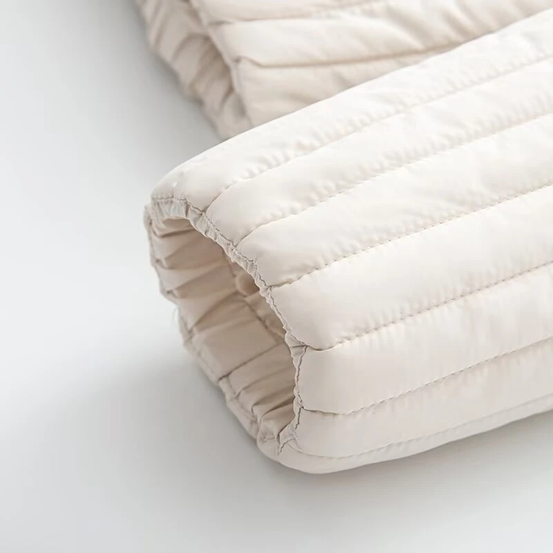 KEYANKETIAN Winter New Women's Collar Pocket Decoration Long Sleeved Heart-shaped Button Quilted Cotton Jacket Women Short Coat