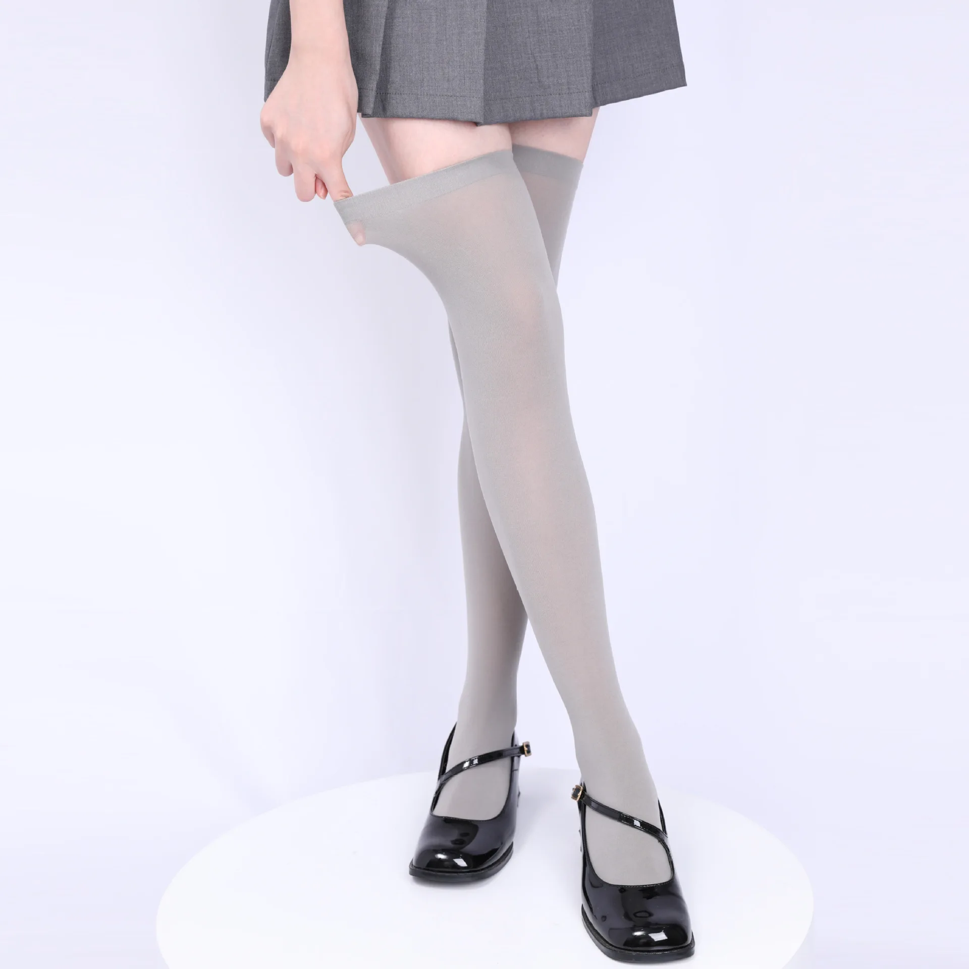 Bas transparents de couleur unie, Costume de Cosplay, uniforme JK, accessoire, robe Lolita, bonneterie haute, chaussettes hautes pour filles mignonnes