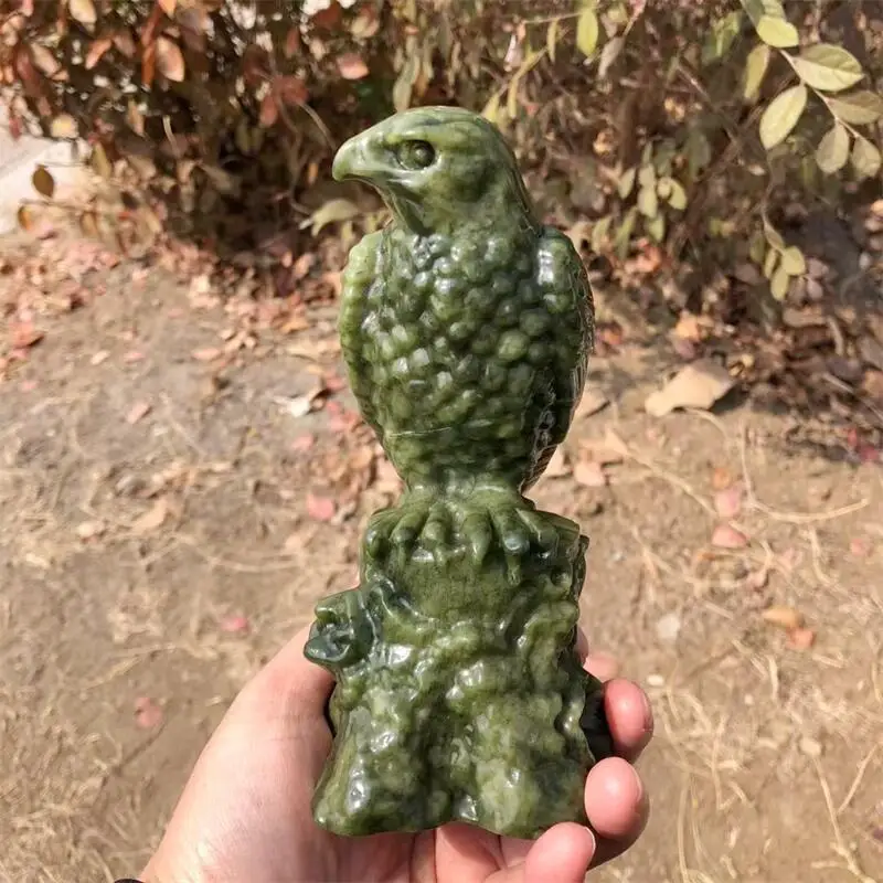 

Natural Green Jade Eagle Carving Crystals Craft Gemstone Reiki Halloween Gift Home Room Decoration 1PCS