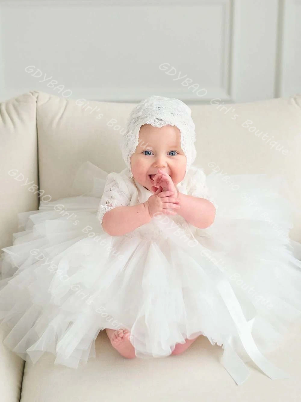 Baby Girls Baptism Dress With Ribbon 2 Piece Ruffled Tulle Christening Dress Lace Bonnet Customized Infants Wedding Flower Girls