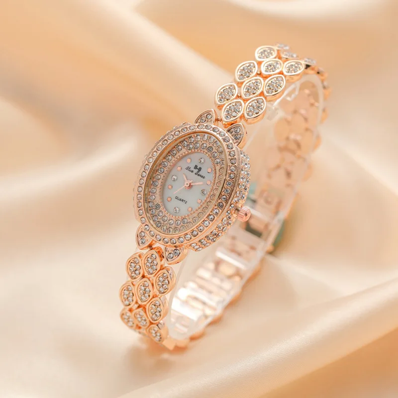 Новые модные повседневные женские часы с полным овальным циферблатом, браслет, женские модные универсальные кварцевые часы Relogio Feminino